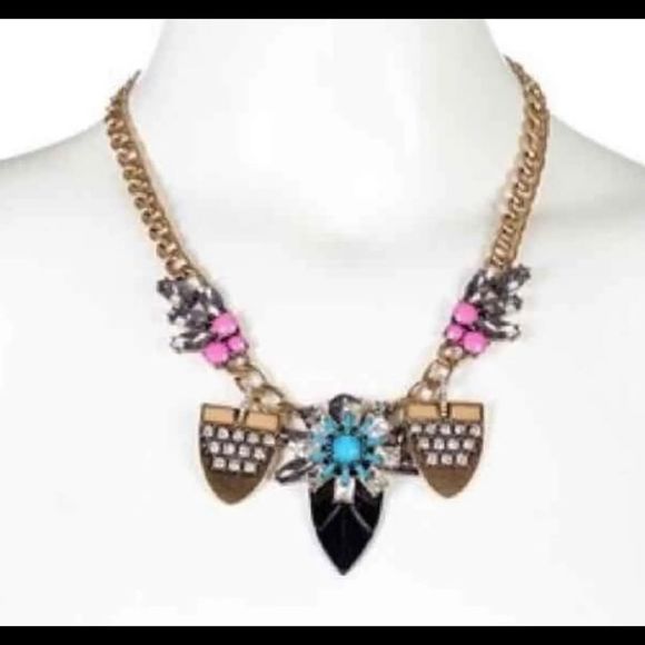 T&J Designs Crystal Flower Gold Statement Necklace - Picture 3 of 4
